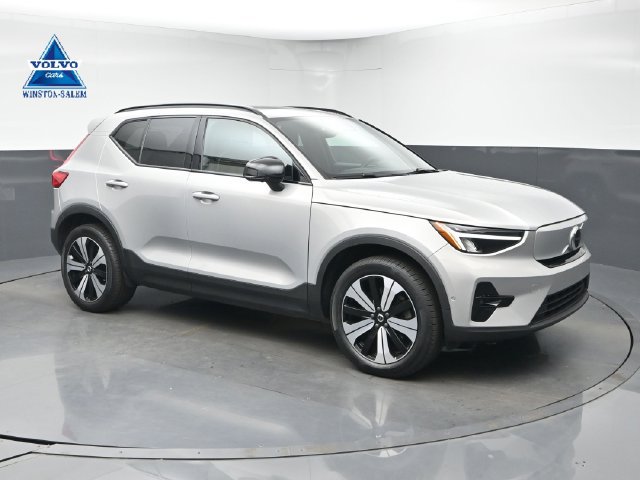Used 2023 Volvo XC40 Recharge Plus AWD/4WD image 1