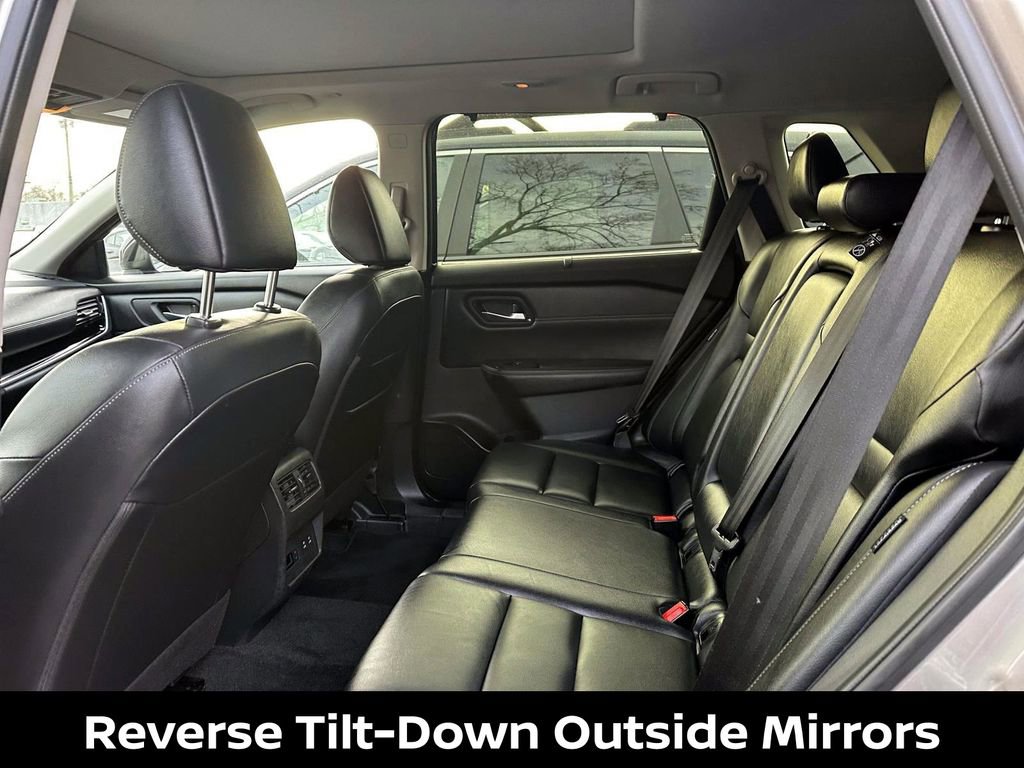 Certified 2025 Nissan Rogue SL w/ Tech Package image 14