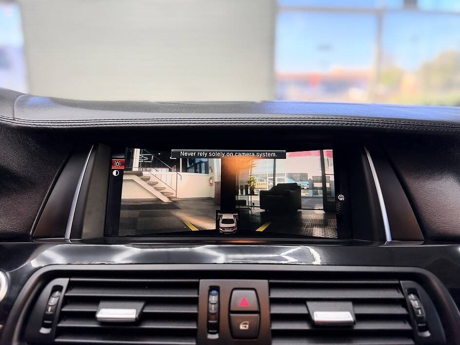 Used 2015 BMW 550i Sedan RWD image 10