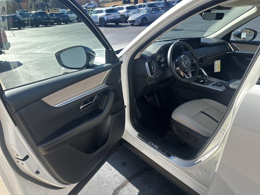 New 2026 MAZDA CX-90 Plug-In Hybrid w/Premium Sport AWD/4WD image 33