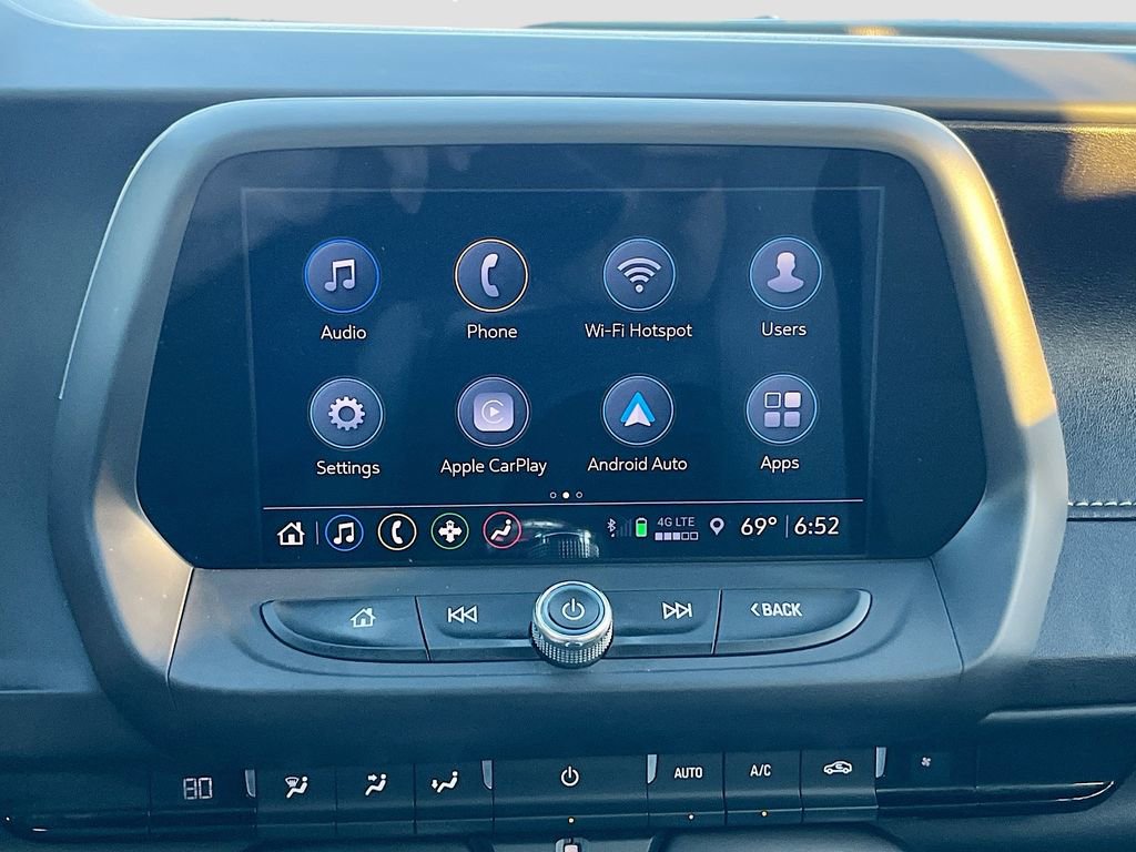 Used 2023 Chevrolet Camaro LT w/ Technology Package image 14