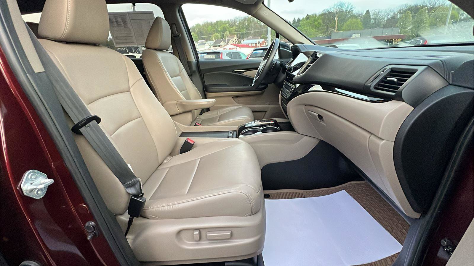 Used 2022 Honda Pilot Touring image 13