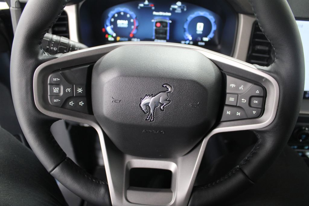 New 2025 Ford Bronco Outer Banks image 35