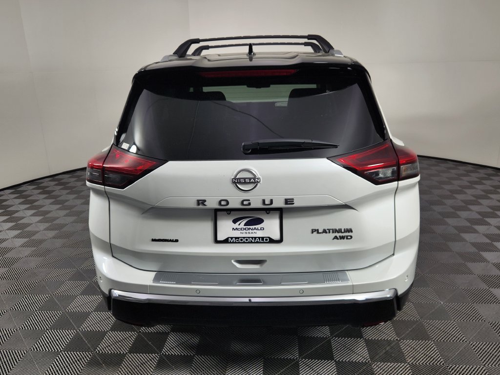 New 2026 Nissan Rogue Platinum AWD/4WD image 4