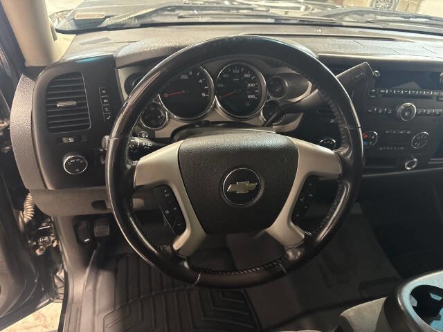 Used 2007 Chevrolet Silverado 2500 LT w/ 1LT Convenience Package image 13