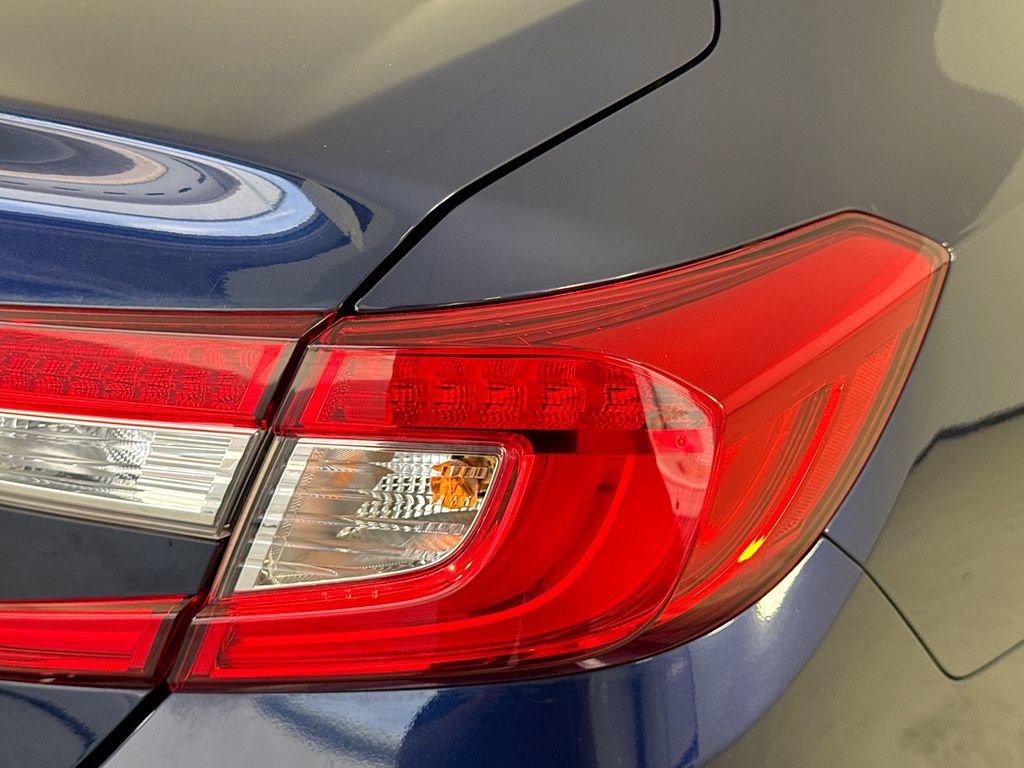 Used 2019 Honda Accord EX-L image 34