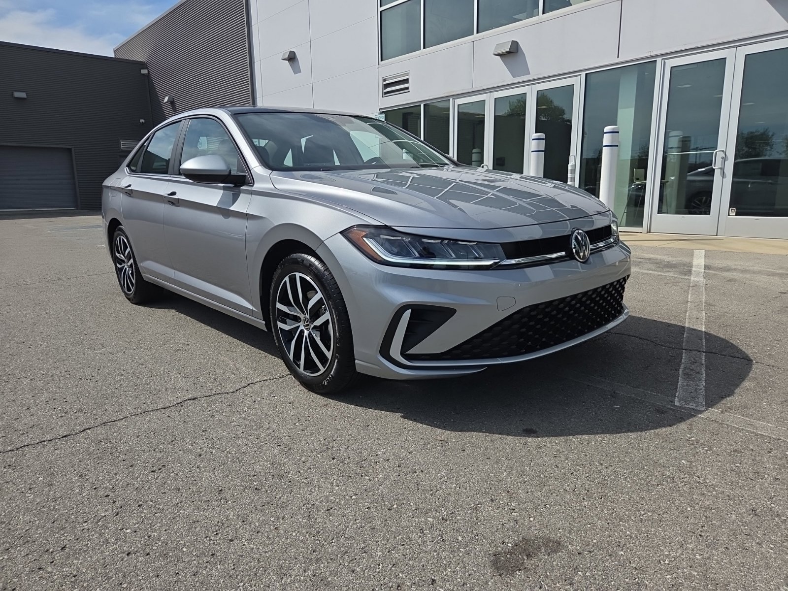 New 2027 Volkswagen Jetta SE FWD image 30