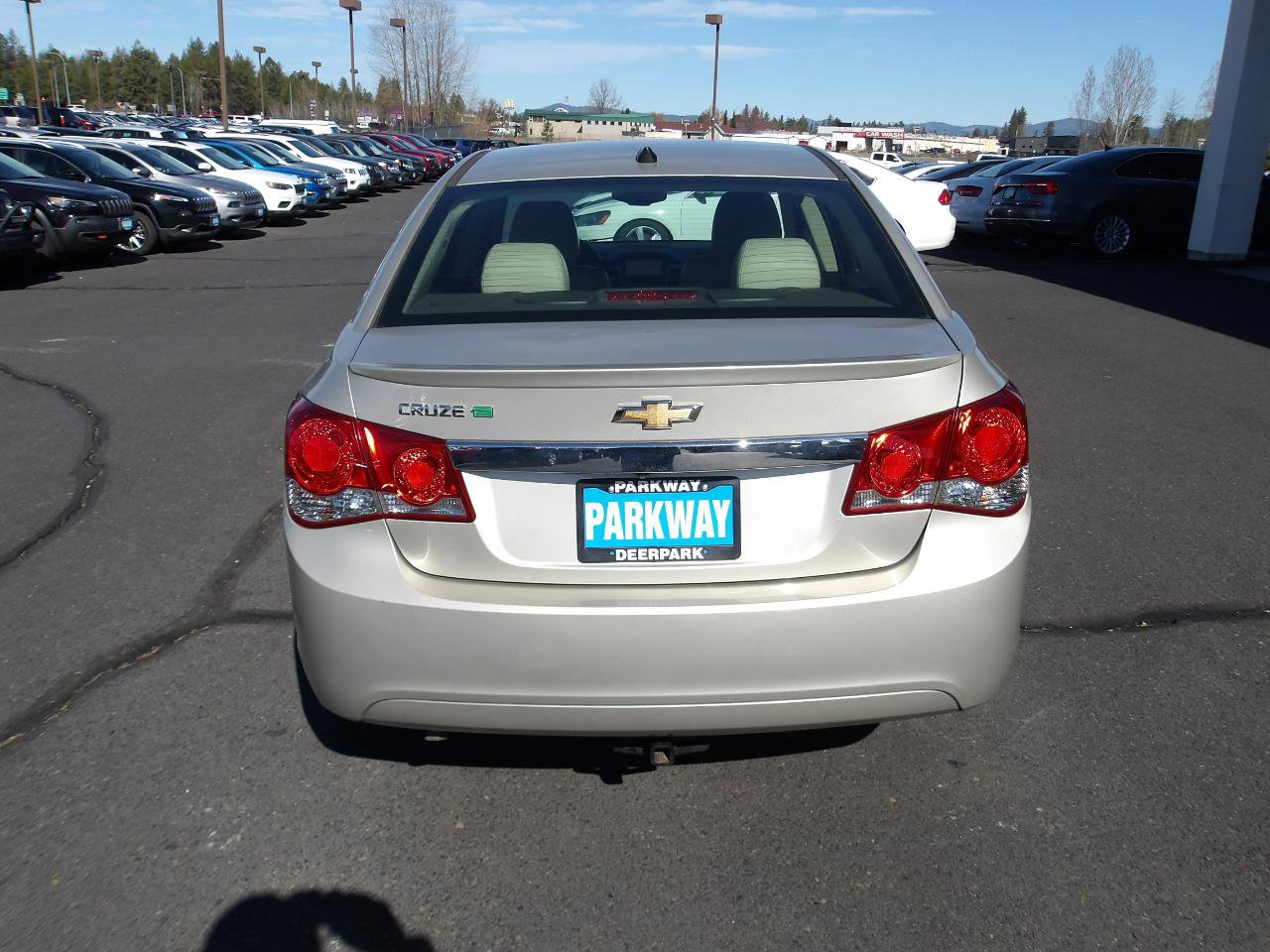 Used 2014 Chevrolet Cruze Diesel FWD image 4