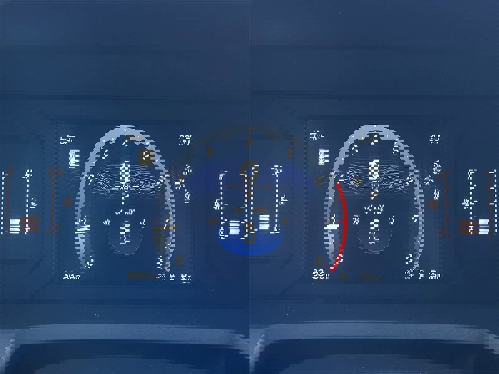 Used 2025 Toyota Tacoma SR5 image 15