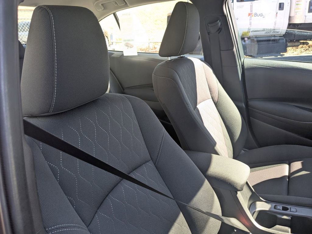 Used 2024 Toyota Corolla LE FWD image 29