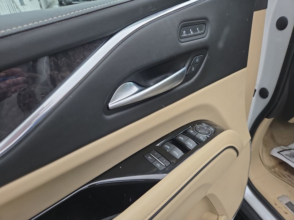 Certified 2023 Cadillac Escalade Premium Luxury w/ LPO, Illumination Package image 11