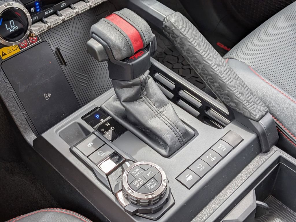 Used 2025 Toyota Tacoma TRD Pro w/ Tow Tech Package AWD/4WD image 19