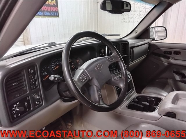 Used 2004 Chevrolet Tahoe Z71 w/ Z71 Preferred Equipment Group AWD/4WD image 11