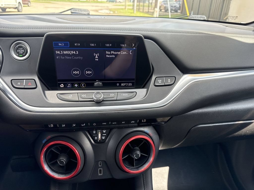 Used 2020 Chevrolet Blazer LT FWD image 16