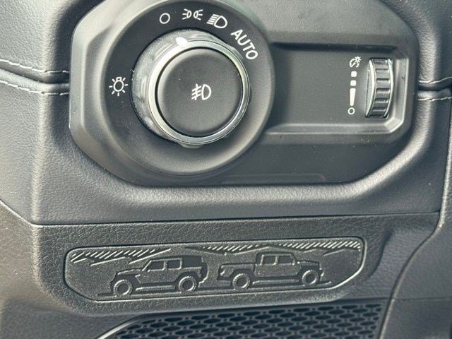 New 2026 Jeep Wrangler Unlimited Rubicon w/ Safety Group AWD/4WD image 13