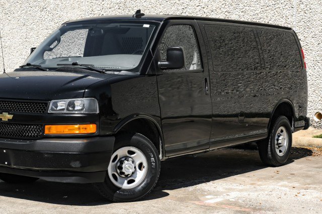 Used 2021 Chevrolet Express 2500 w/ Driver Convenience Package image 6