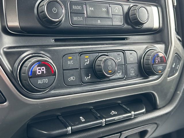 Used 2018 Chevrolet Silverado 1500 LT w/ All Star Edition image 38