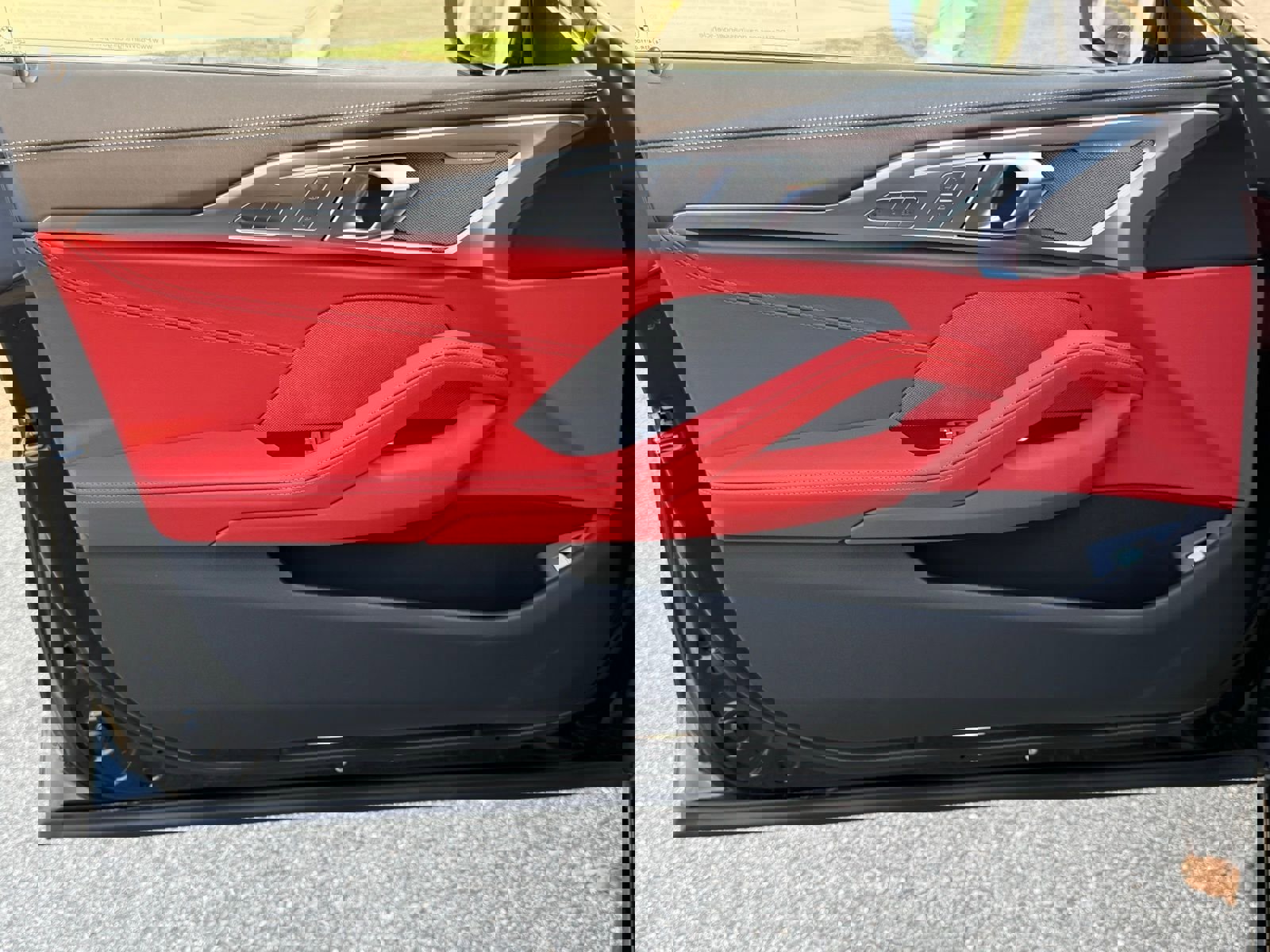 New 2026 BMW M850i xDrive w/ M Sport Professional Package image 19