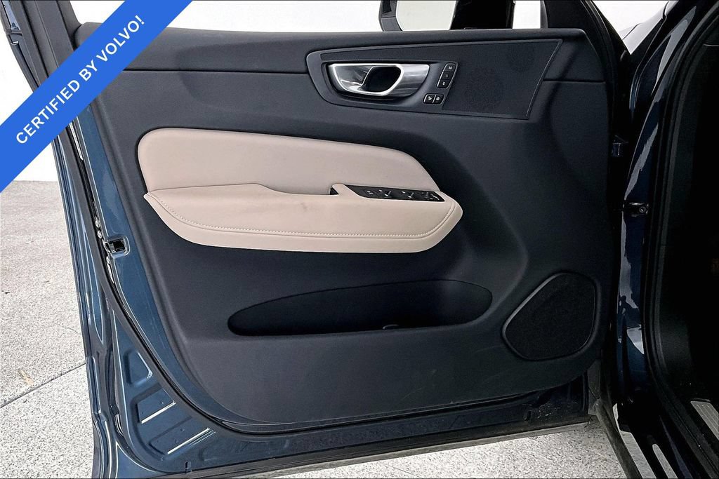 Certified 2026 Volvo XC60 B5 Plus AWD/4WD image 22