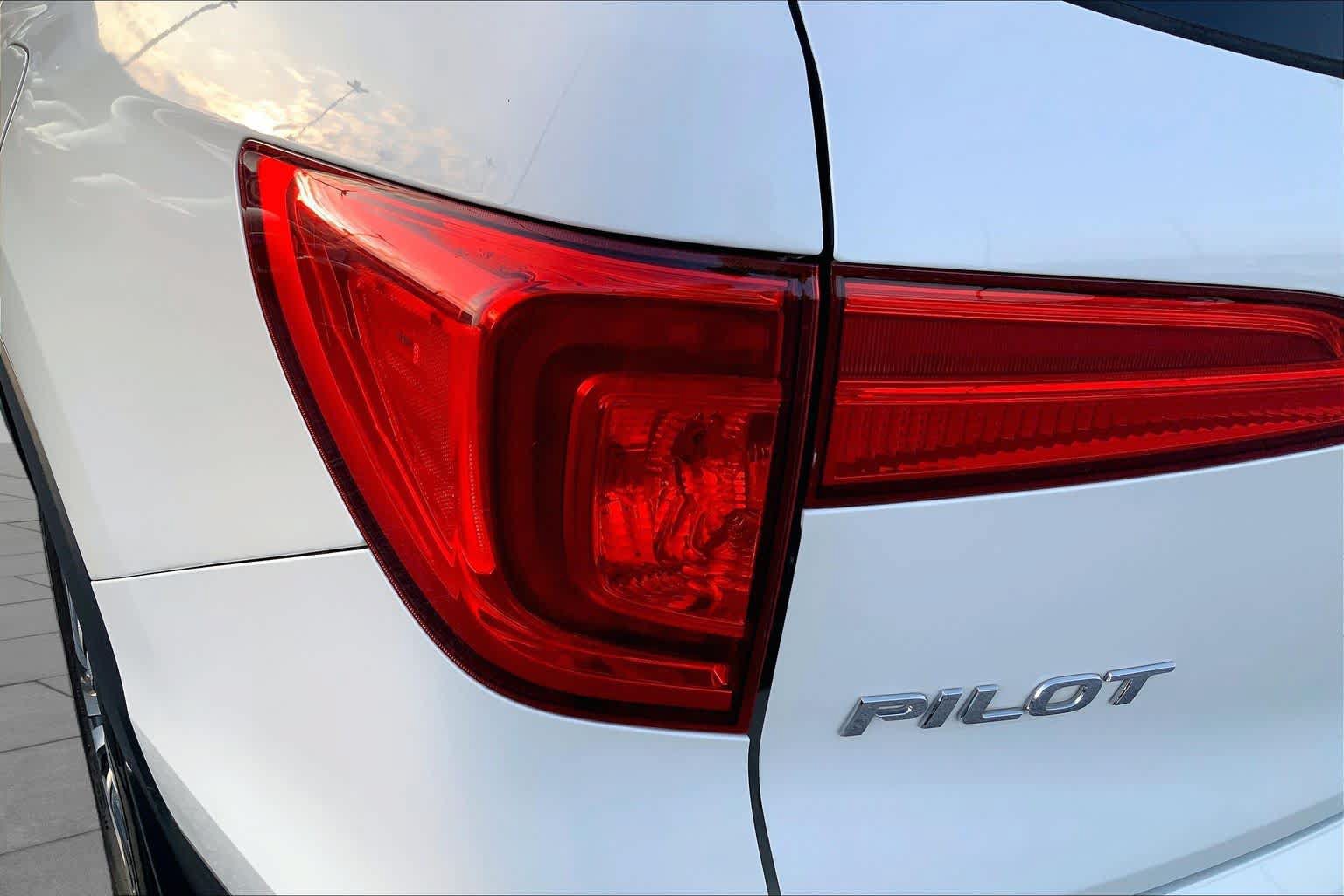 Used 2016 Honda Pilot EX image 26