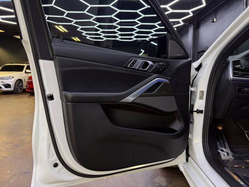 Used 2021 BMW X6 M w/ Executive Package image 12