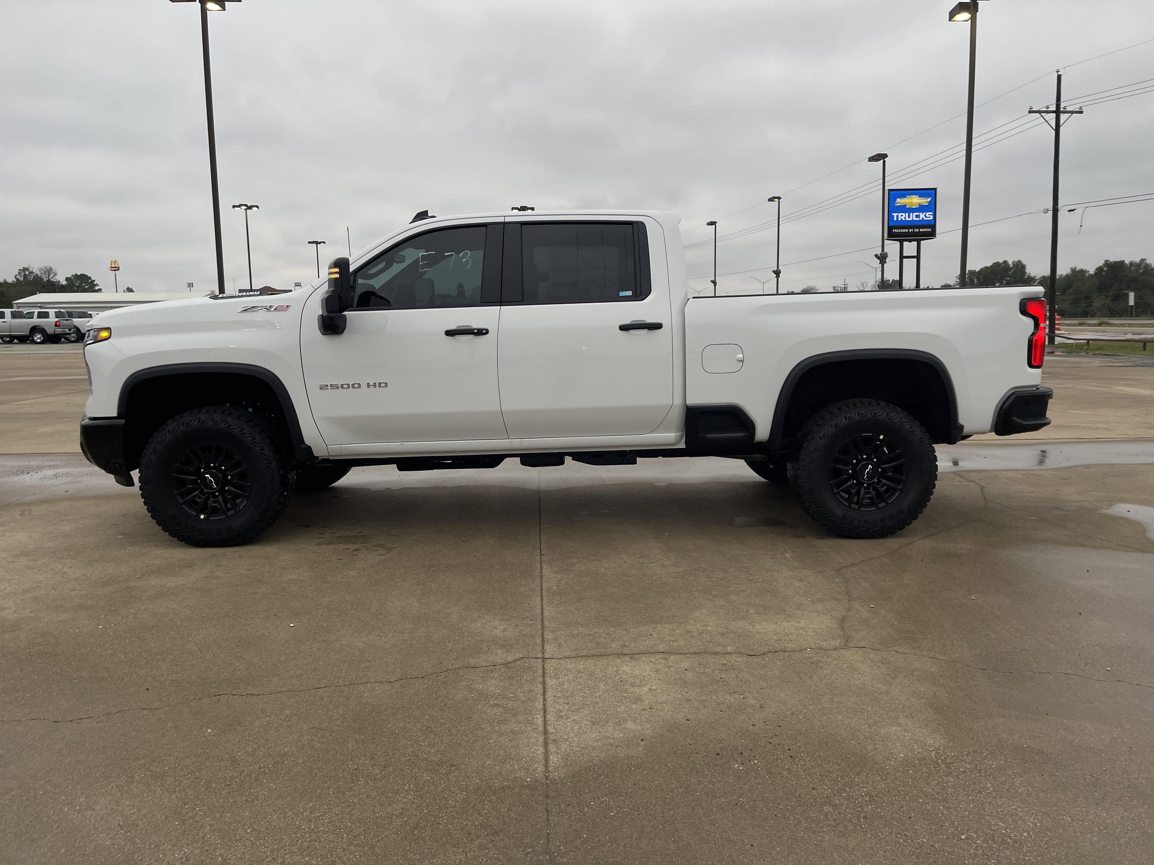 New 2026 Chevrolet Silverado 2500 ZR2 image 7
