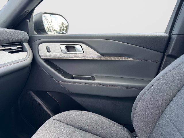New 2027 Ford Explorer Active RWD image 24
