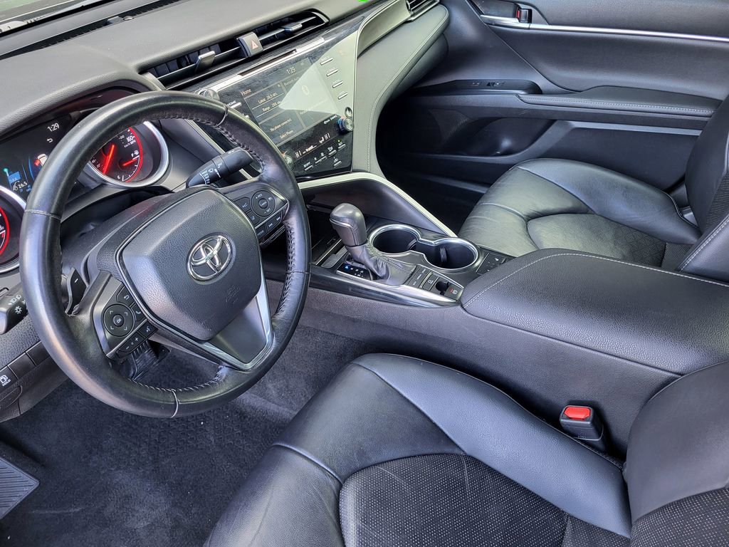Used 2019 Toyota Camry XSE image 12