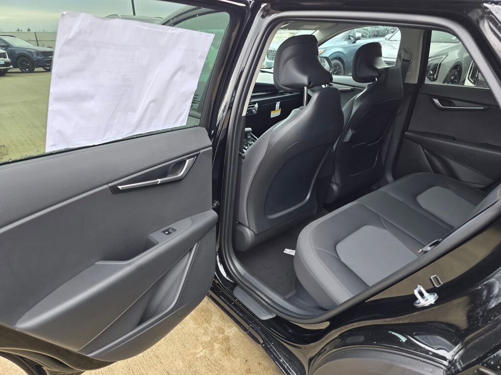 New 2026 Kia Niro LX FWD image 15