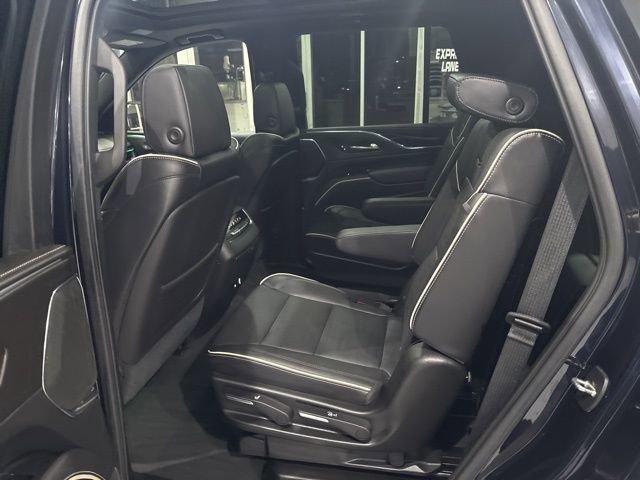 Used 2021 Cadillac Escalade Sport w/ Driver Assist Tech Package image 28