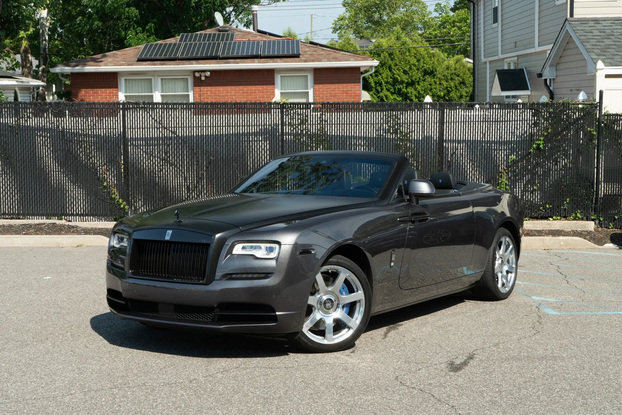 Used 2017 Rolls-Royce Dawn RWD image 25