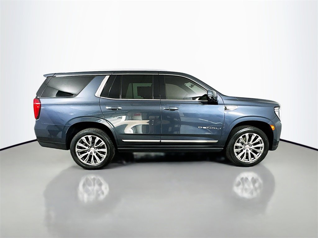 Used 2021 GMC Yukon Denali w/ Denali Premium Package image 7