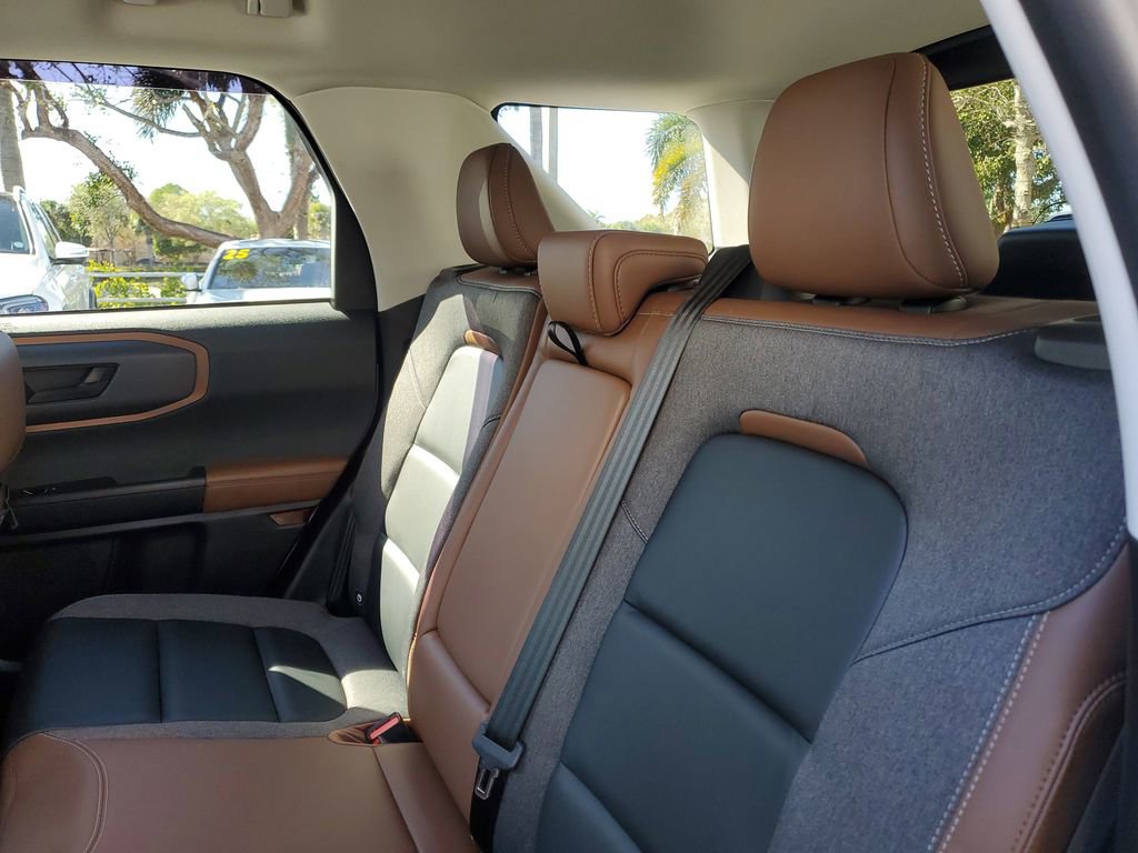 Used 2023 Ford Bronco Sport Outer Banks w/ Tech Package AWD/4WD image 13