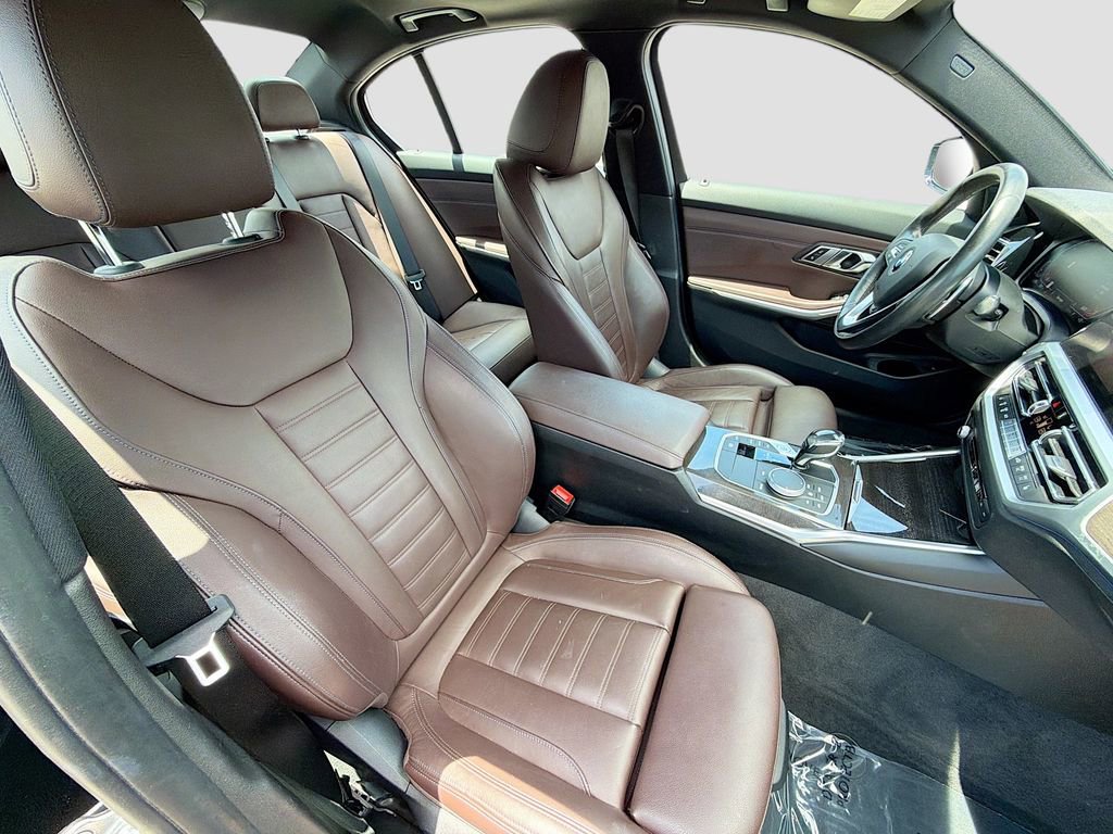 Used 2020 BMW 330i Sedan w/ Premium Package RWD image 13