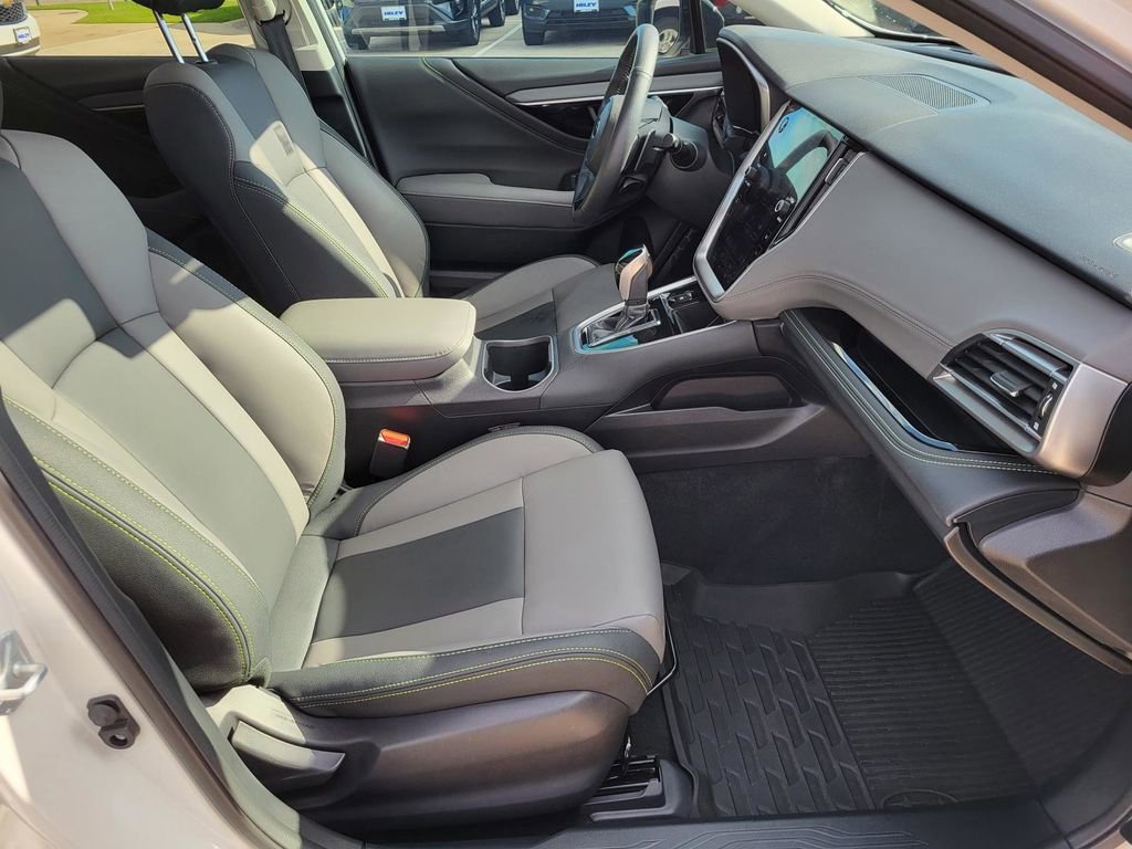 Certified 2025 Subaru Outback Onyx Edition image 9