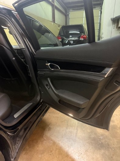 Used 2014 Porsche Panamera S RWD image 15