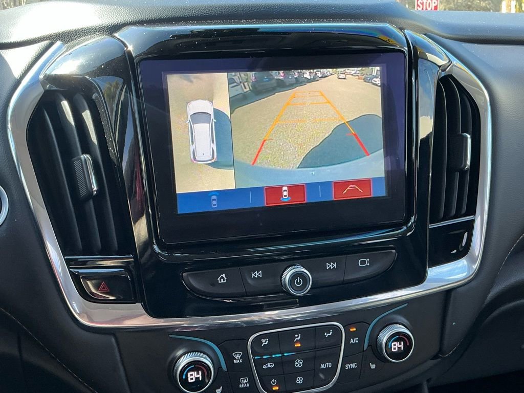 Used 2018 Chevrolet Traverse LT image 41