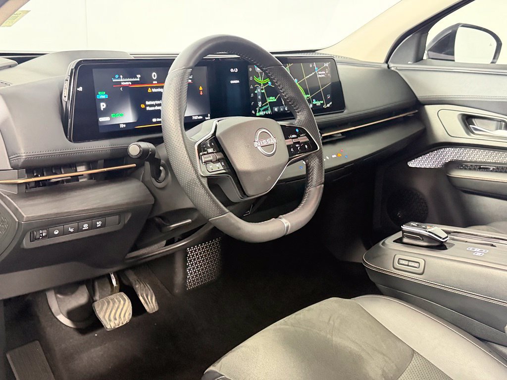 Used 2024 Nissan Ariya FWD image 14