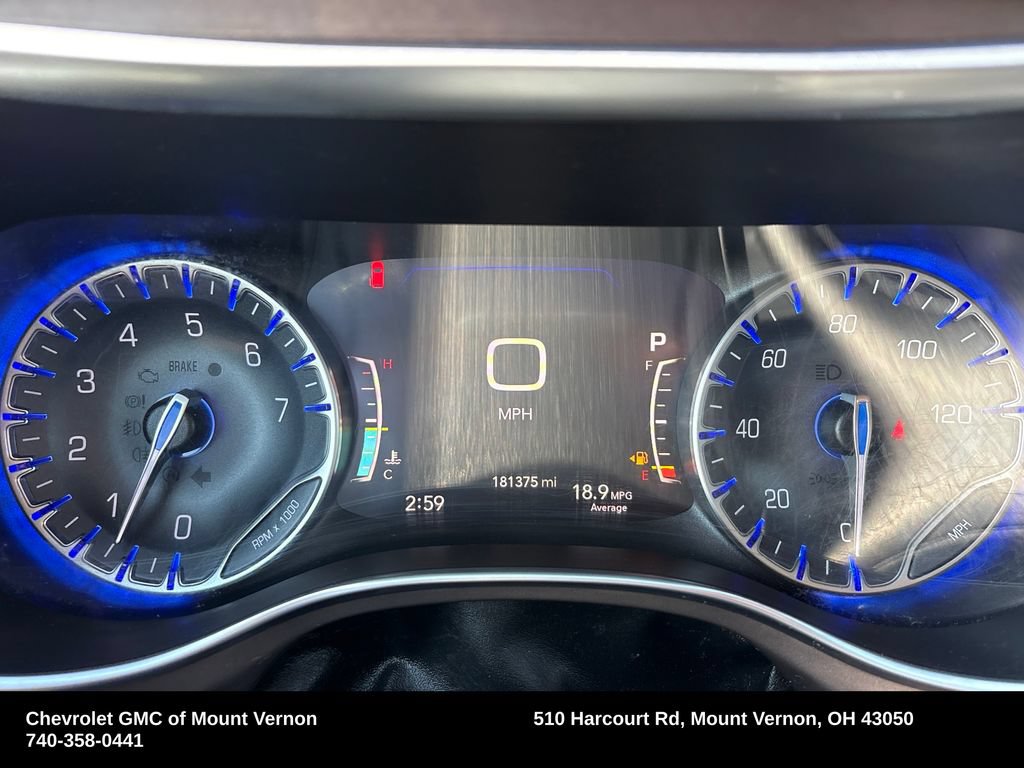 Used 2018 Chrysler Pacifica Touring-L Plus FWD image 18