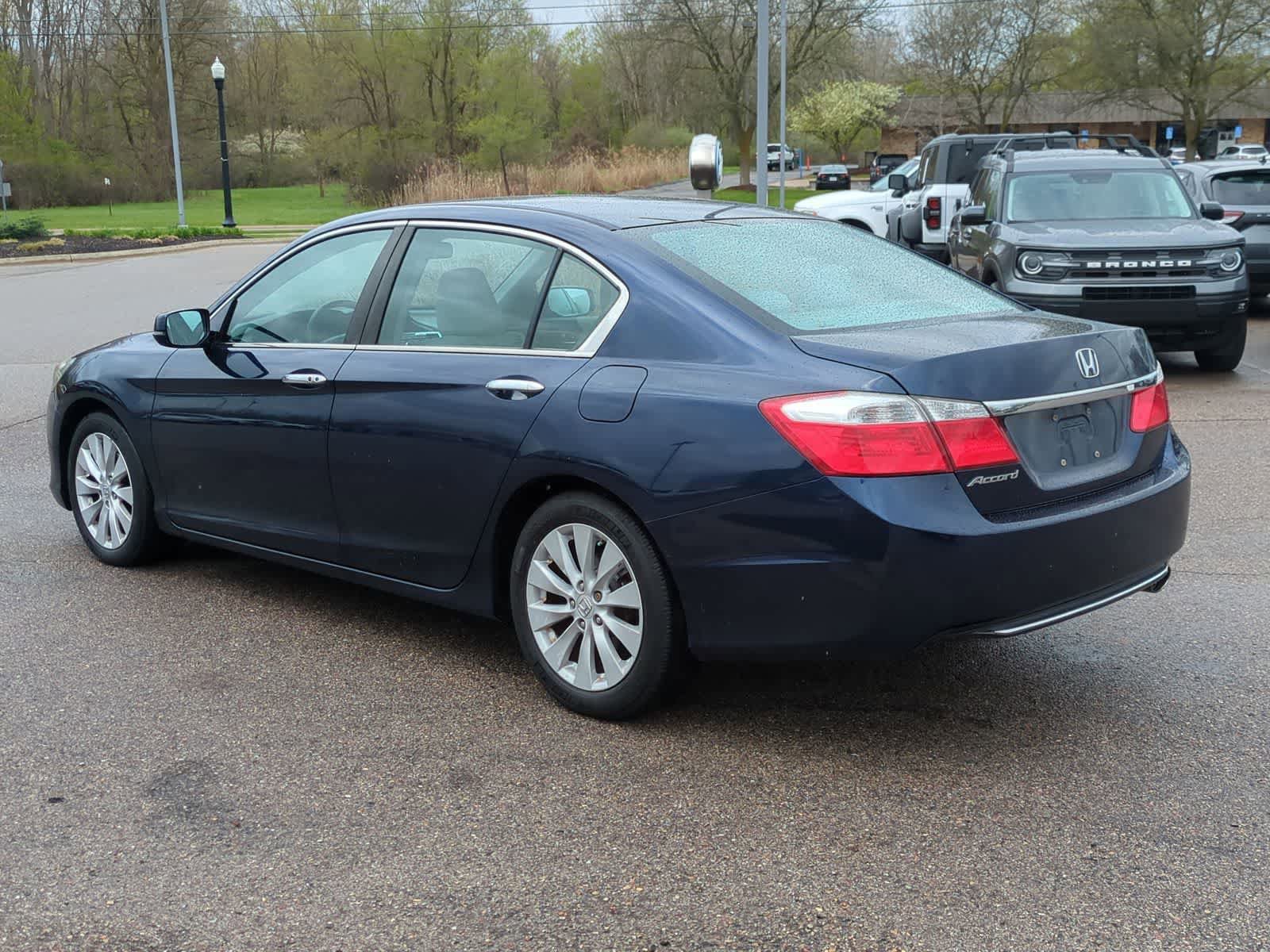 Used 2015 Honda Accord EX image 6
