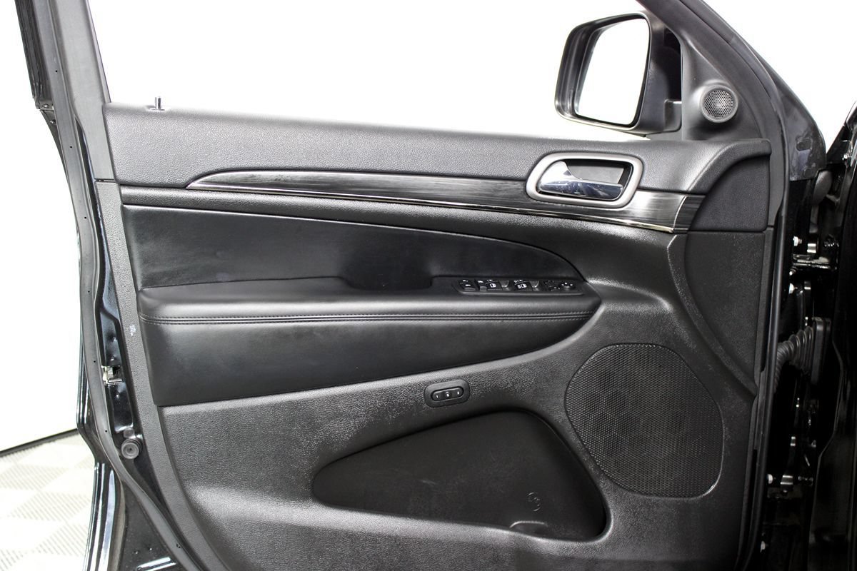 Used 2020 Jeep Grand Cherokee Limited X RWD image 5