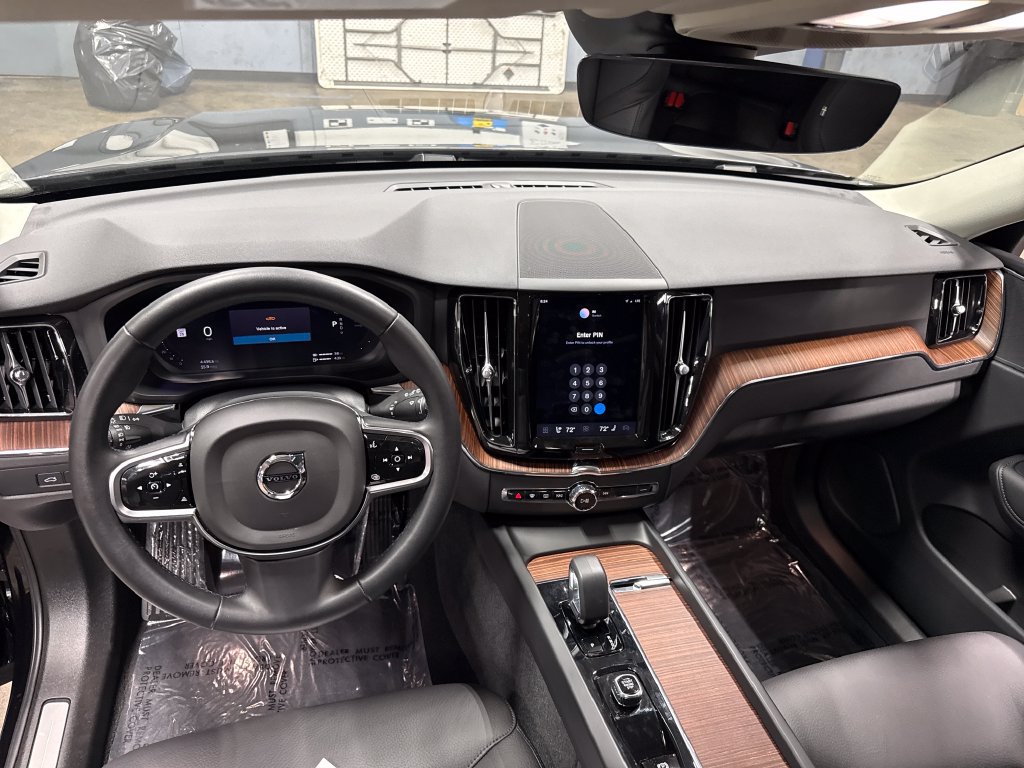 Used 2023 Volvo XC60 T8 Plus w/ Climate Package AWD/4WD image 12