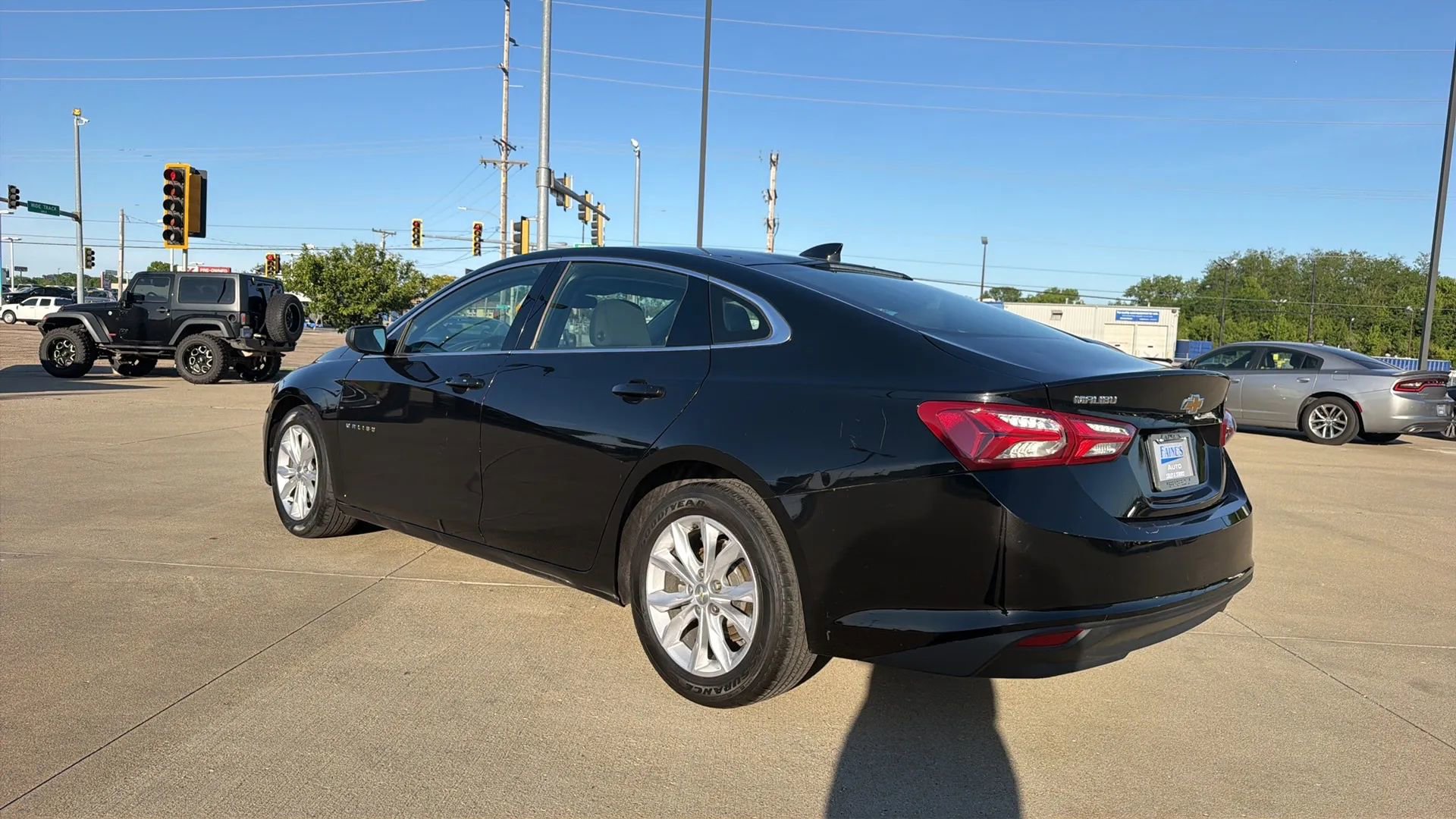 Used 2020 Chevrolet Malibu LT FWD image 12