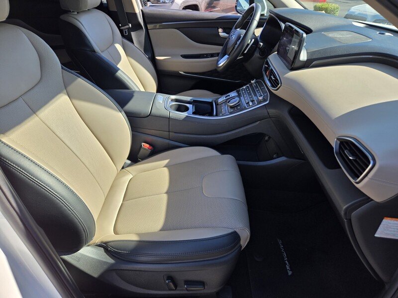 Used 2023 Hyundai Santa Fe SEL Premium AWD/4WD image 16