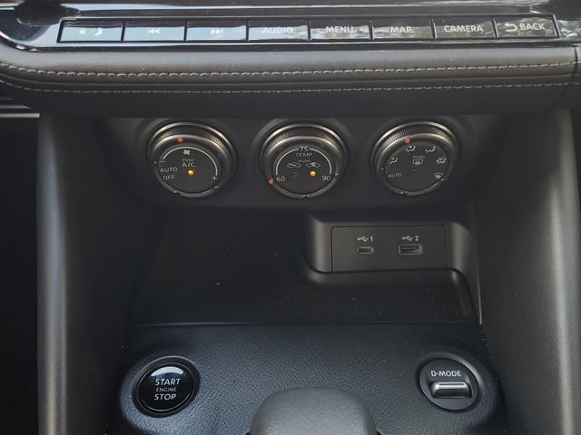 Used 2024 Nissan Z Performance w/ Heritage Edition RWD image 19