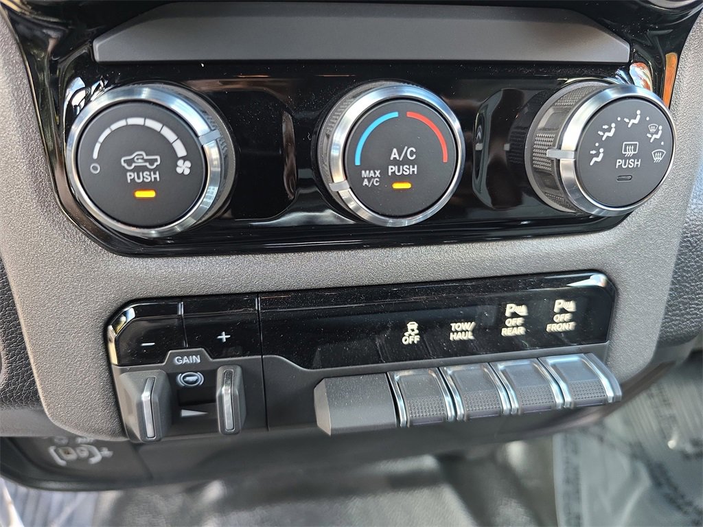 New 2026 RAM 2500 Tradesman w/ Chrome Appearance Group image 21