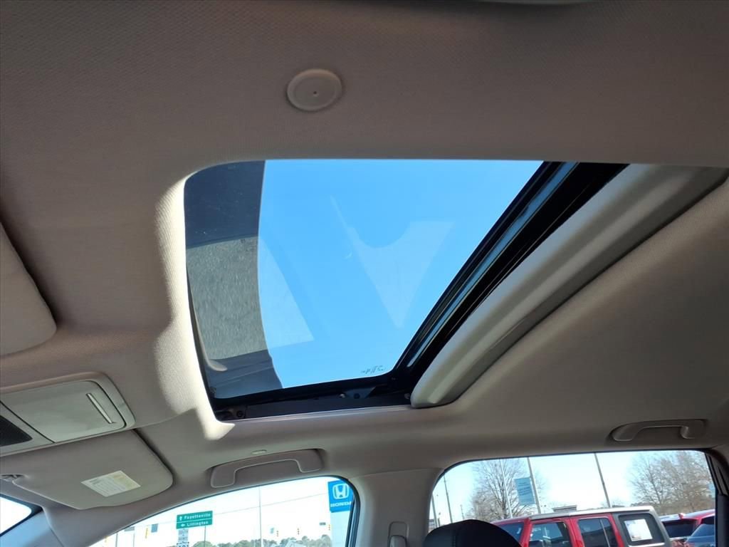 Used 2023 Honda CR-V EX image 11