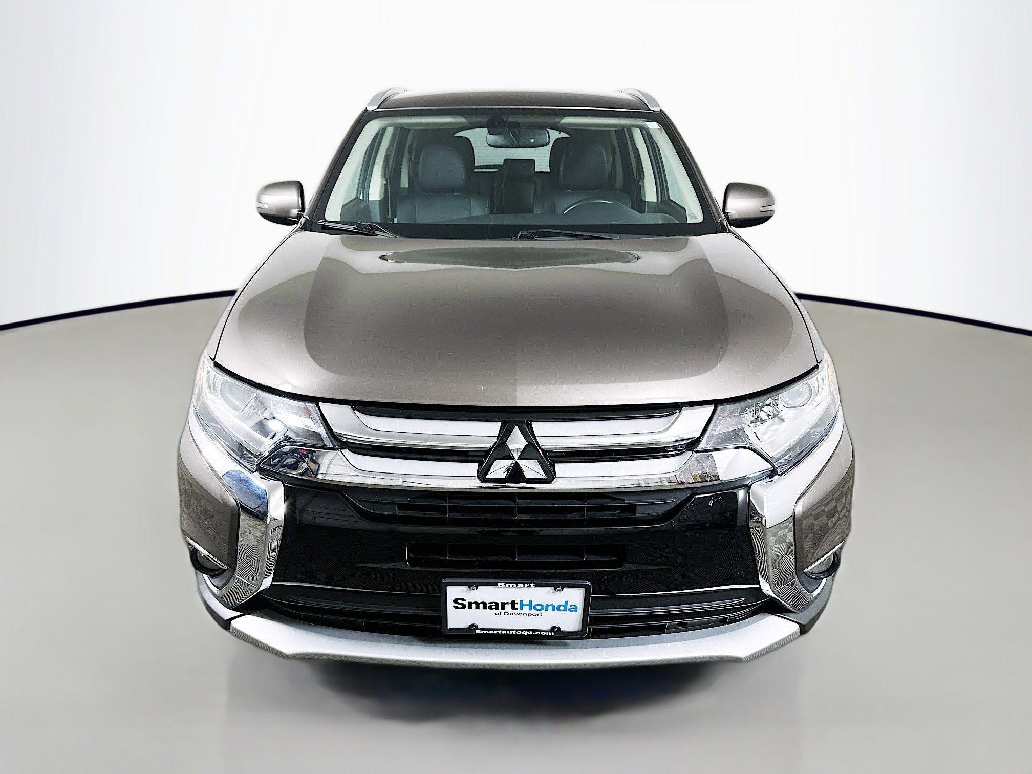 Used 2017 Mitsubishi Outlander SEL FWD image 2