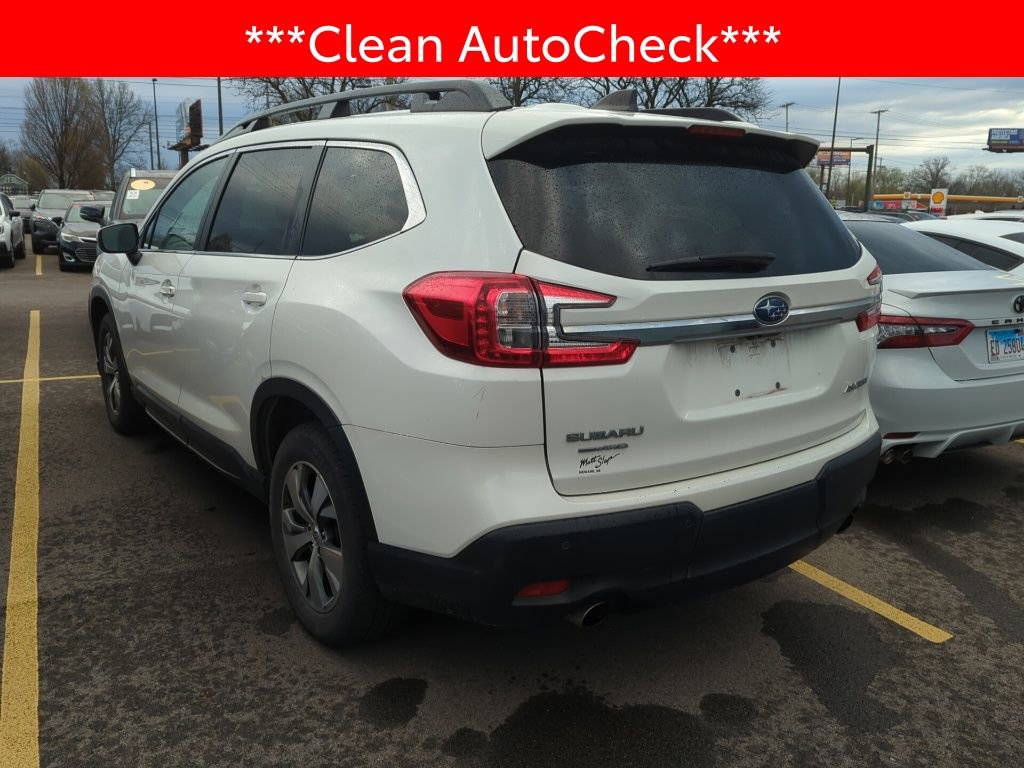 Used 2023 Subaru Ascent Premium w/ Convenience Package image 4