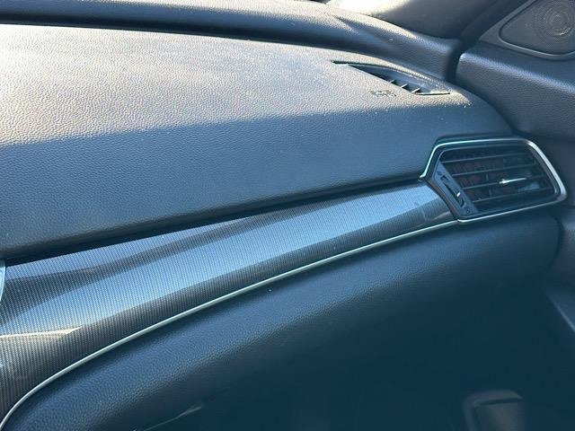 Used 2018 Honda Accord Sport image 29